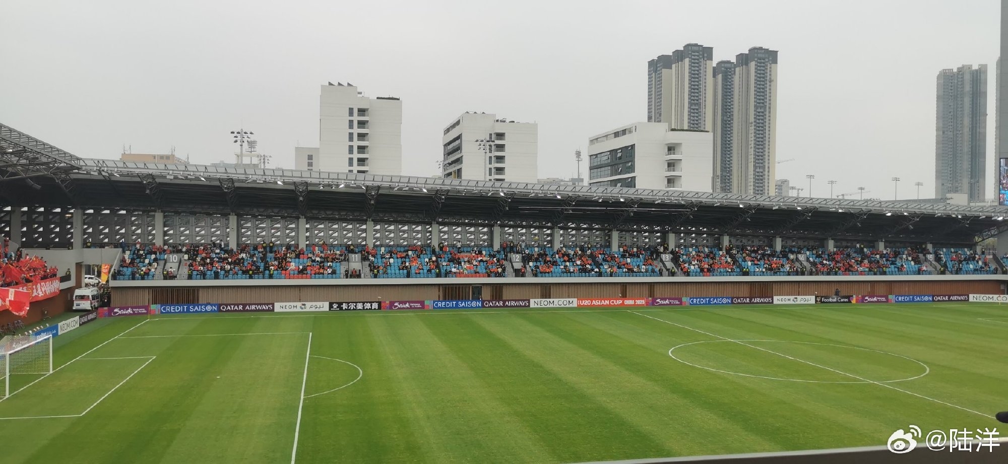 180賣2000??？國青賽前現場空座不少，此前開票1分鐘內秒售罄