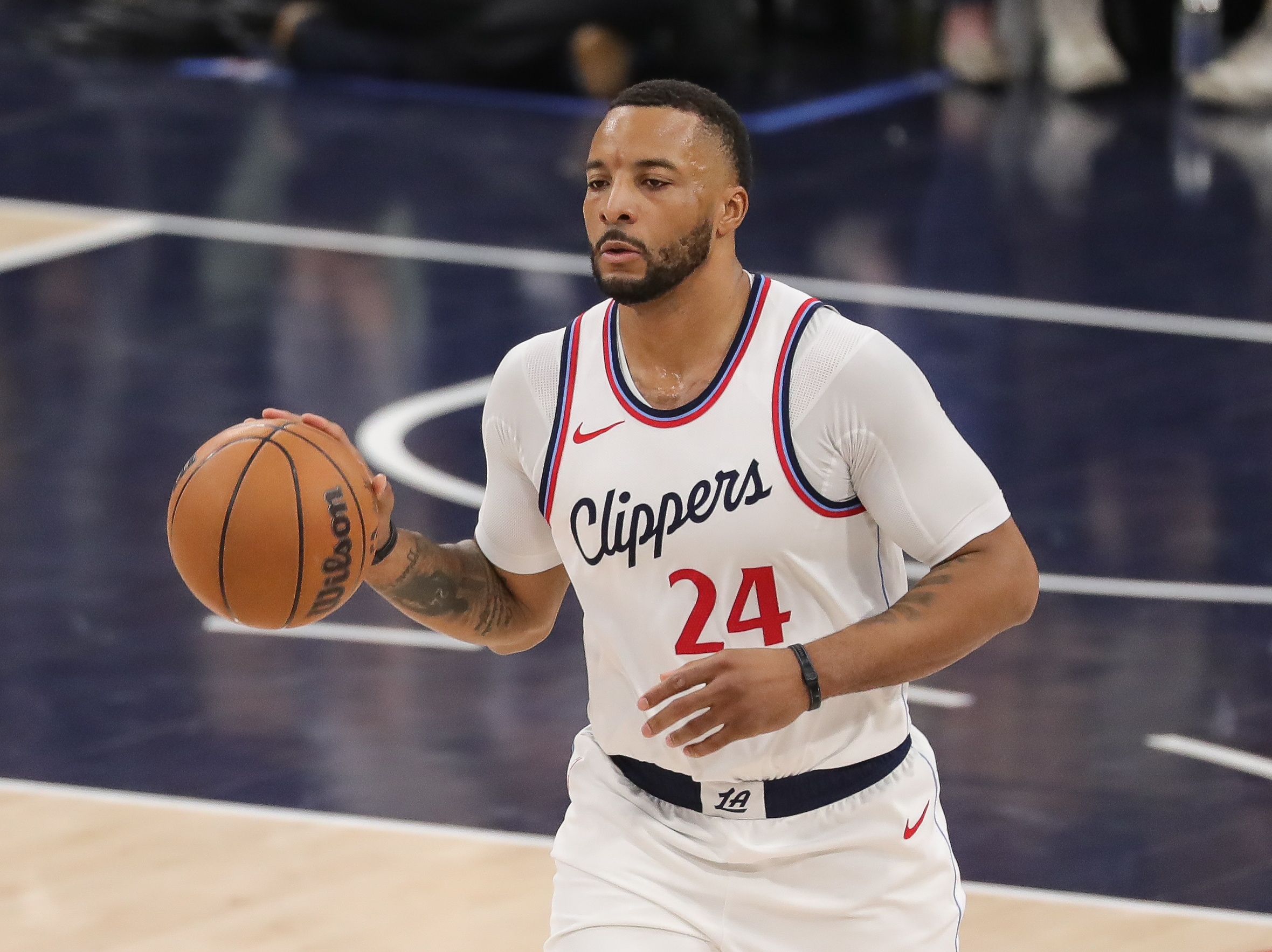 詹姆斯臨時缺陣！船記直接喊話NBA官方：讓鮑威爾進全明星吧